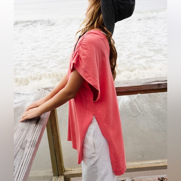 NWOT Arabesque Tee - Picture 3 of 9